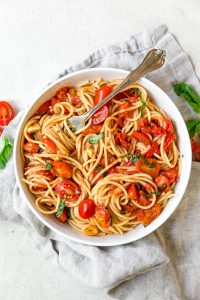 Easy-Garden-Tomato-Sauce-7-scaled.jpg