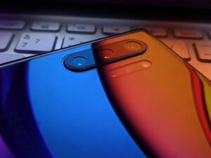 android-phone-on-keyboard-by-vivek-chaudhary-via-unsplash-100933430-orig.jpg