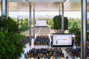 3486710-0-15663500-1723643096-Apple-WWDC24-event-photos-developers-watch-keynote-240610.jpg