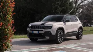 Jeep-Avenger-e-Hybrid-2024-Average-Joes-01-1186x667.webp.webp