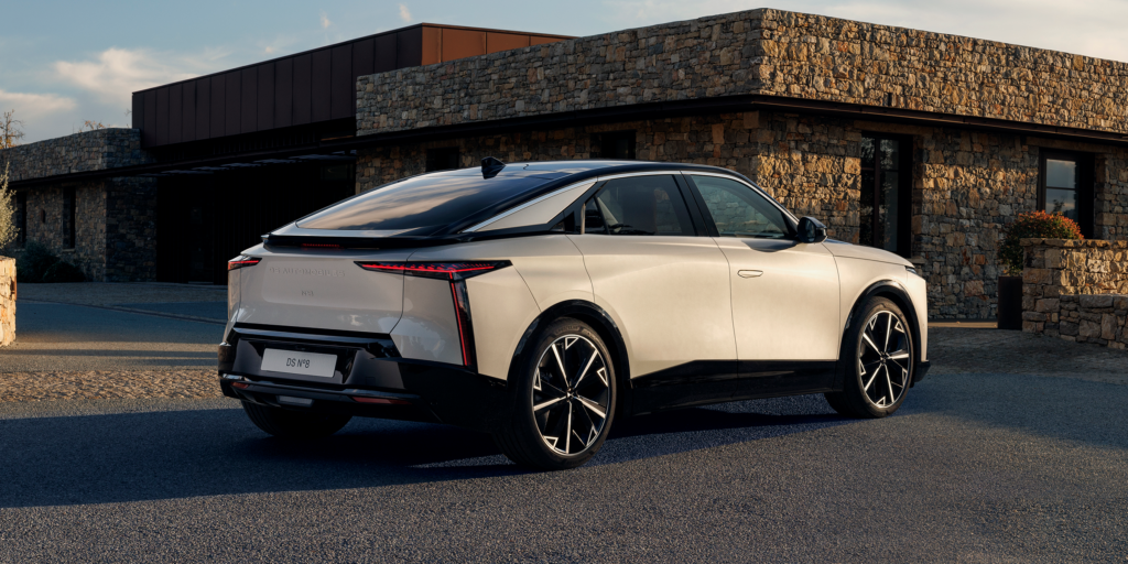 Dabar parduodamas elektrinis DS Nr. 8 Coupé-SUV